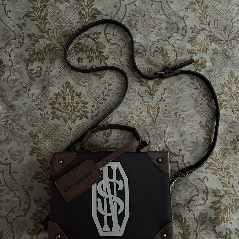 Harry Potter Fantastic Beasts Newt Scamander Crossbody Briefcase Bag